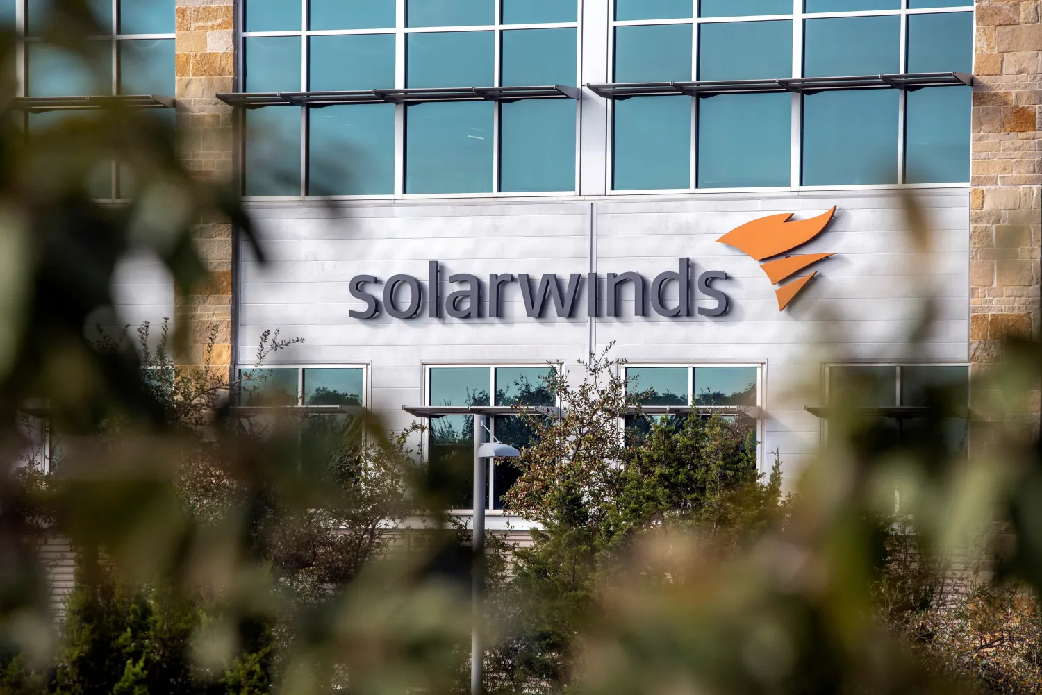 SolarWinds – Empowering Businesses with IT Management and Monitoring Excellence